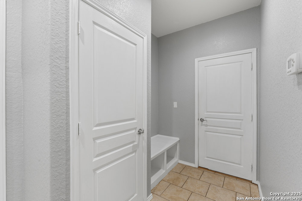 27514 Valle Verde