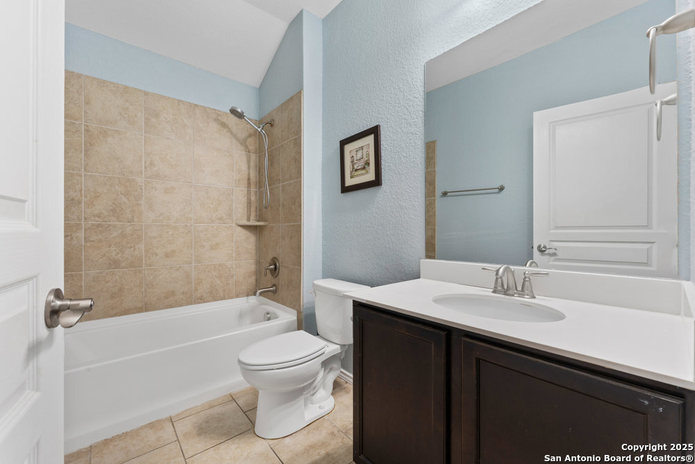27514 Valle Verde