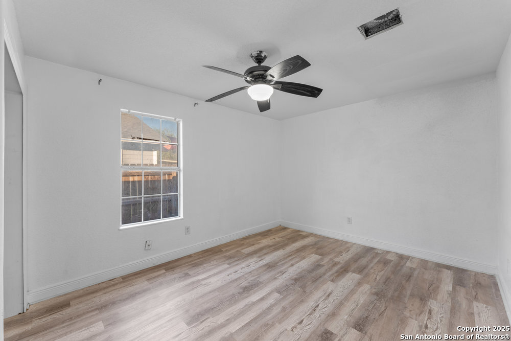 733 Delmar