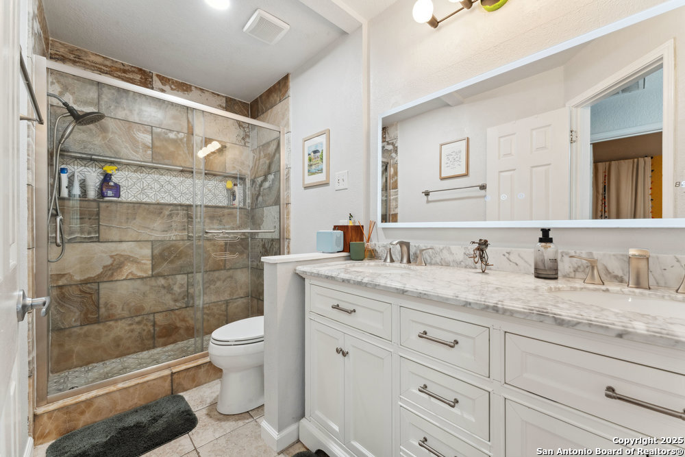 2047 THICKET TRAIL DR