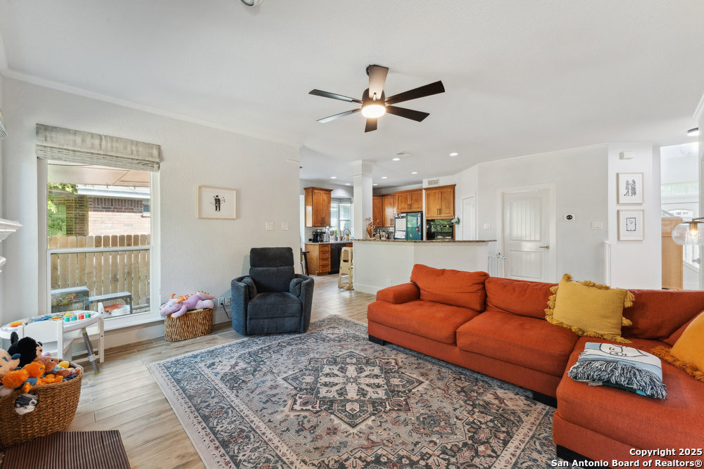 2047 THICKET TRAIL DR