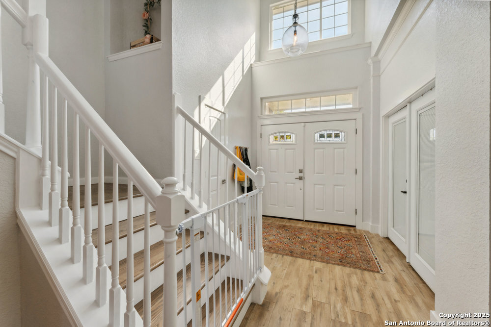 2047 THICKET TRAIL DR