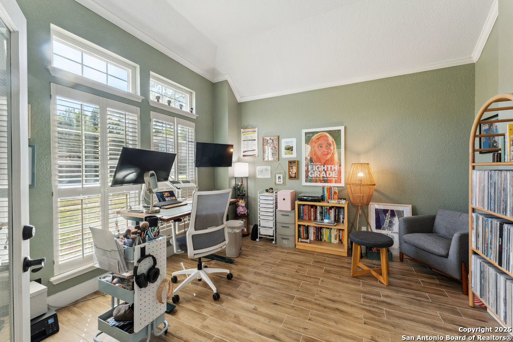 2047 THICKET TRAIL DR