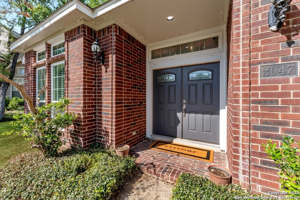 2047 THICKET TRAIL DR