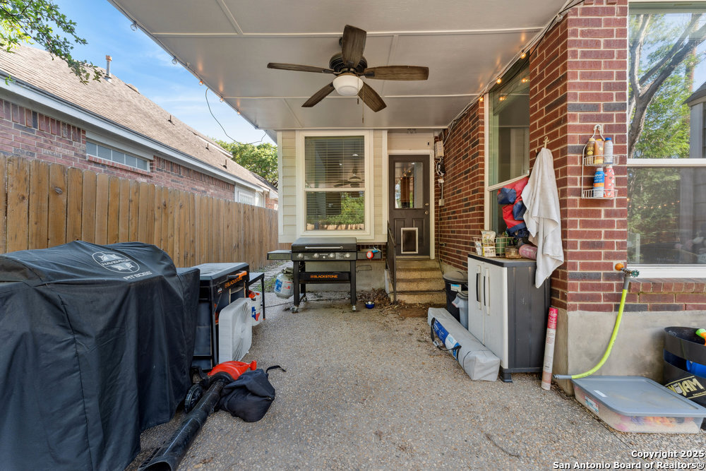 2047 THICKET TRAIL DR