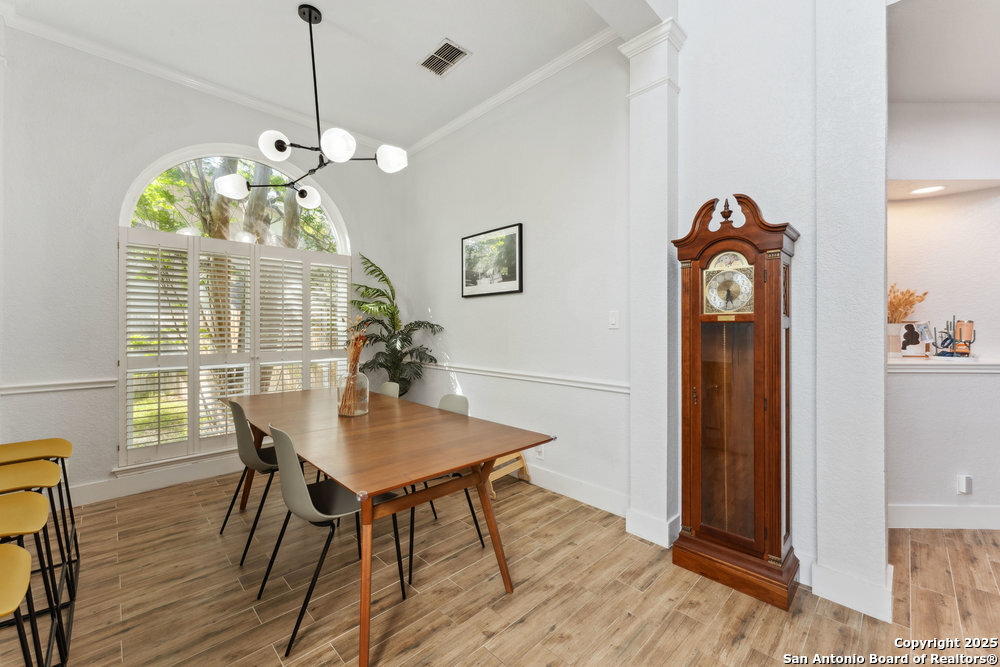 2047 THICKET TRAIL DR