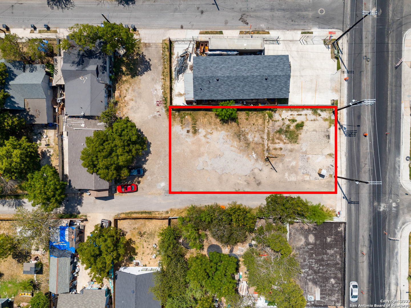 920 N NEW BRAUNFELS AVE