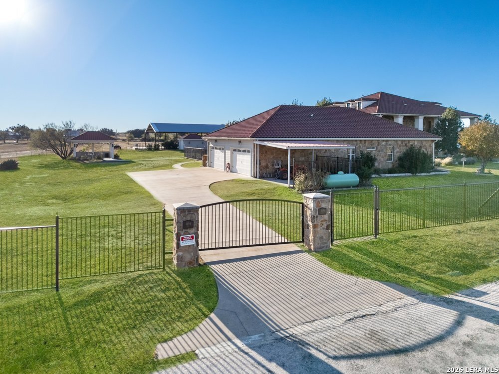 1694 County Road 102