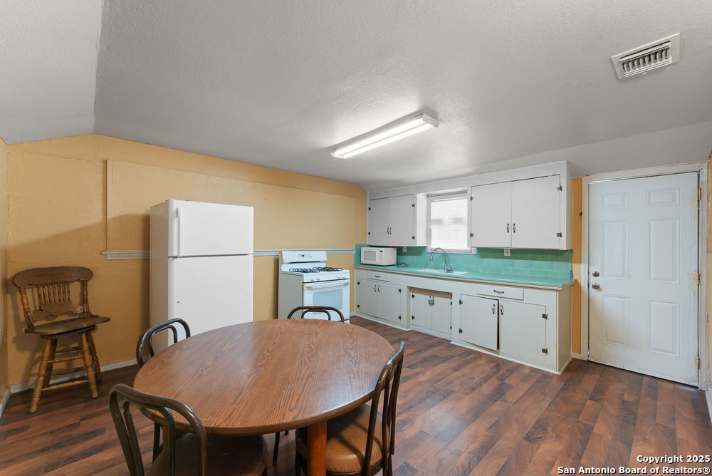 2930 Shane Rd