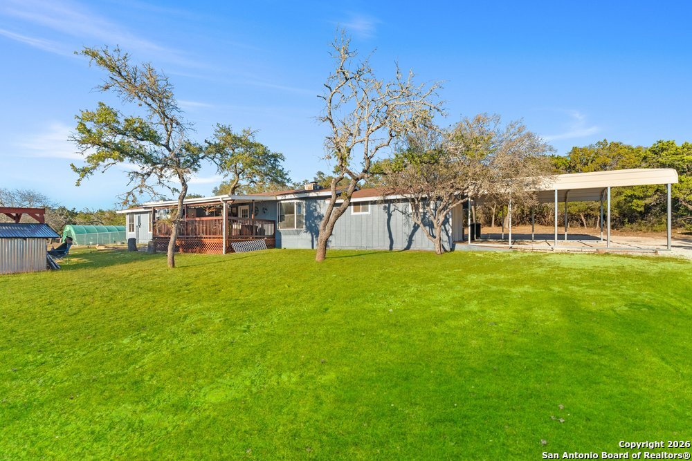 277 W Bear Springs