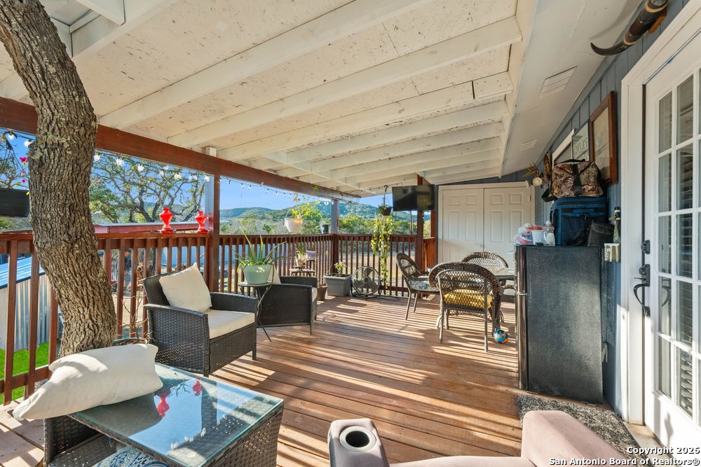 277 W Bear Springs