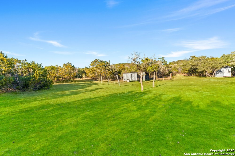 277 W Bear Springs