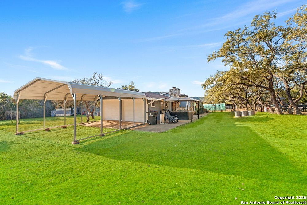 277 W Bear Springs