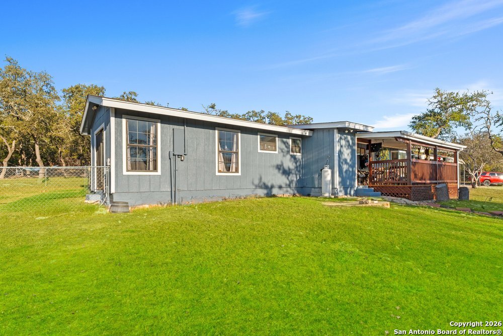 277 W Bear Springs