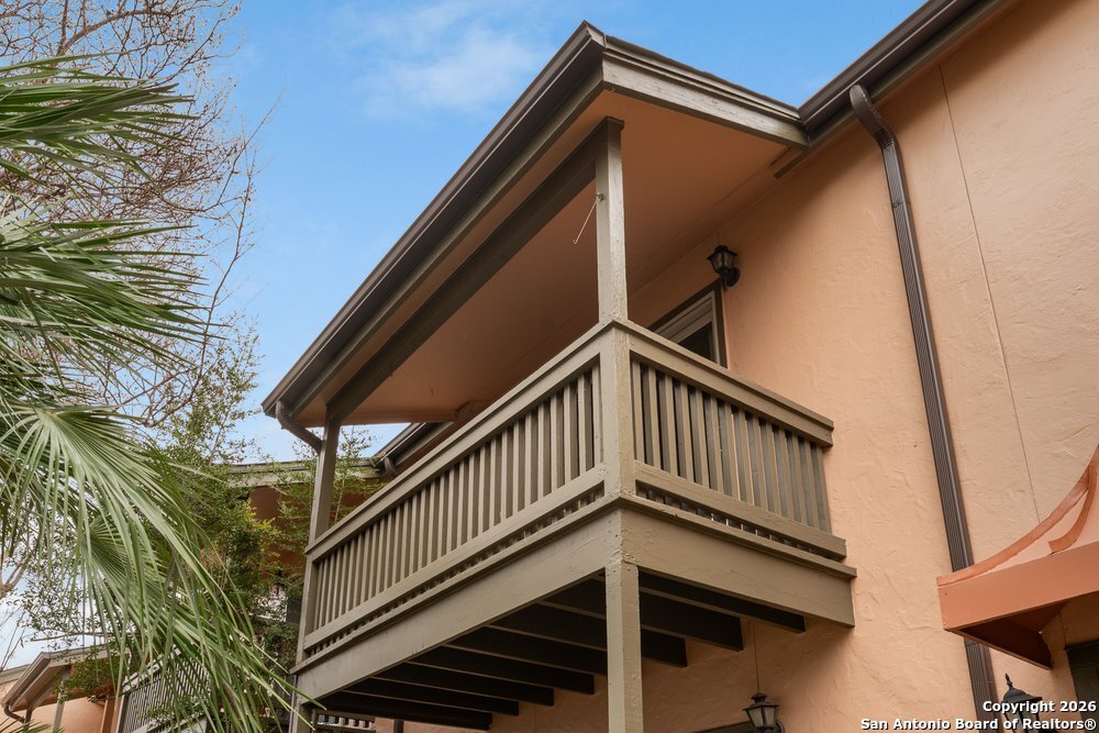 2300 Nacogdoches 210C