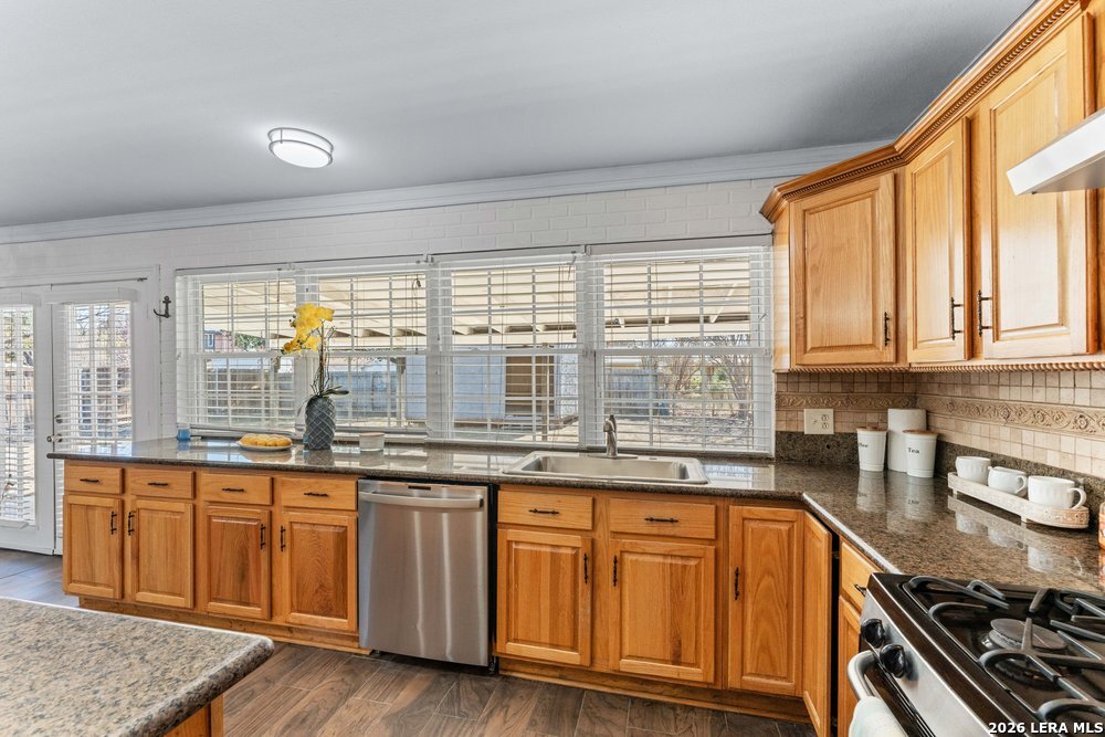 8610 Bravo Valley St