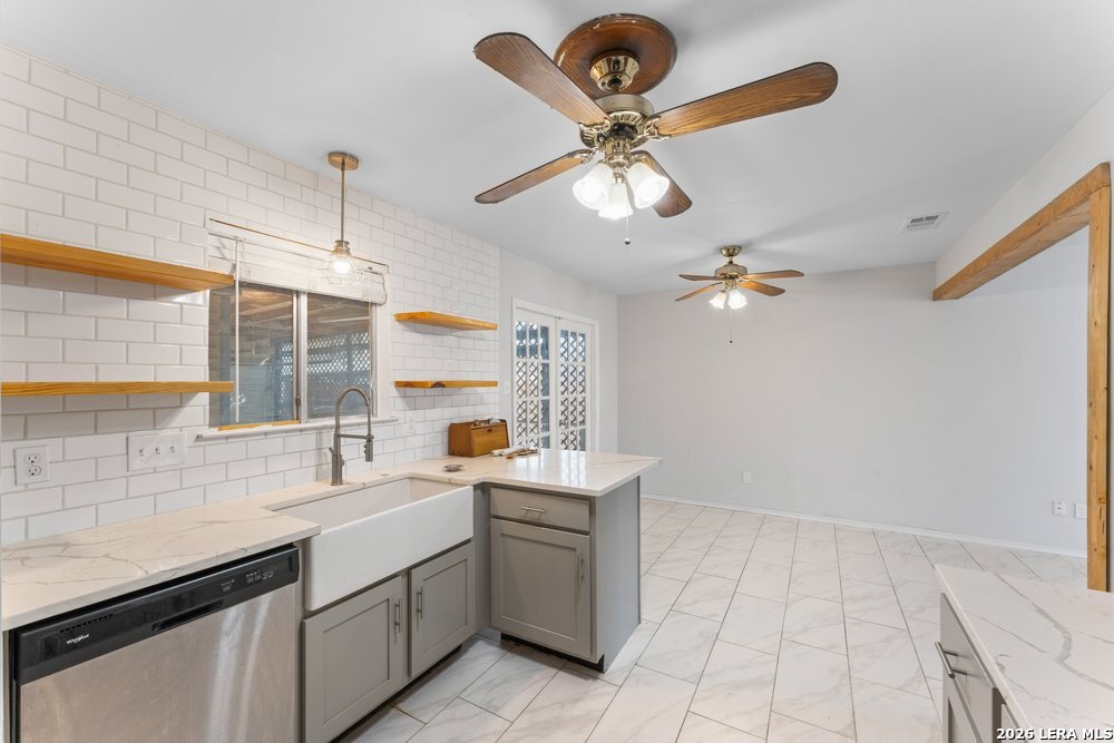 805 Garden Meadow Dr