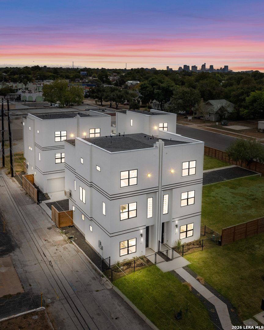 3214 N Elmendorf and 1735 Grammercy #201/301/302