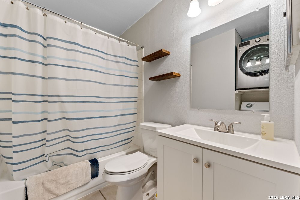 4803 Hamilton Wolfe 110