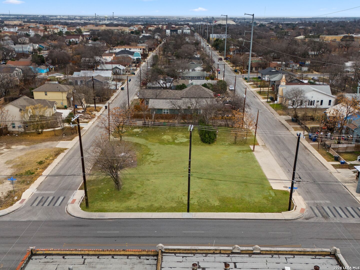 802 N New Braunfels #1