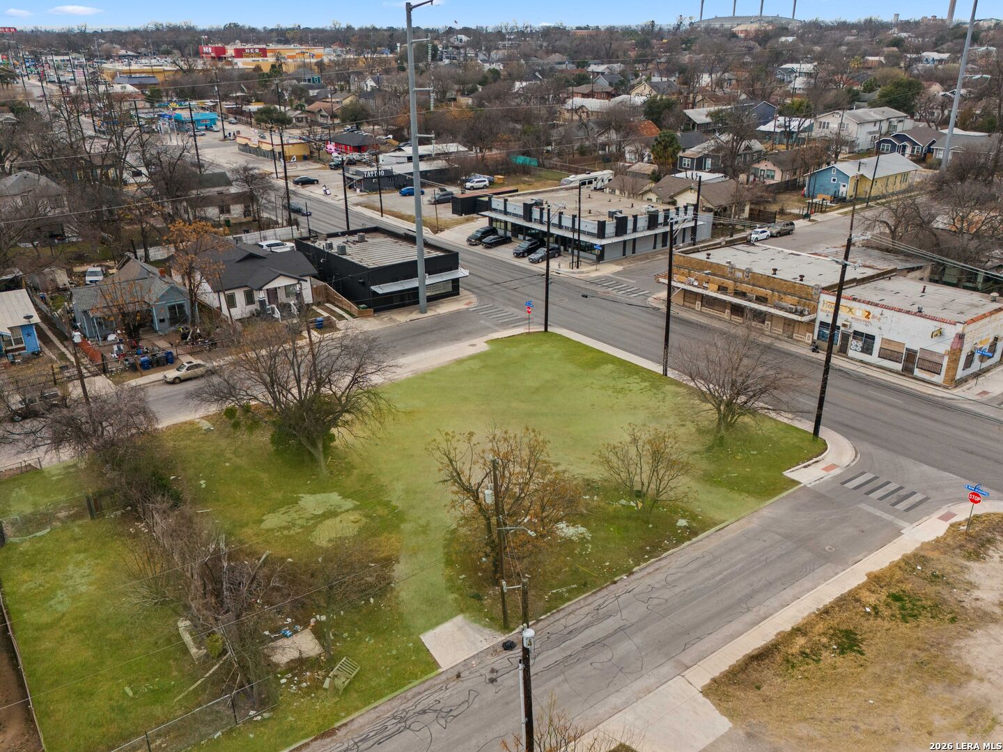 802 N New Braunfels #1