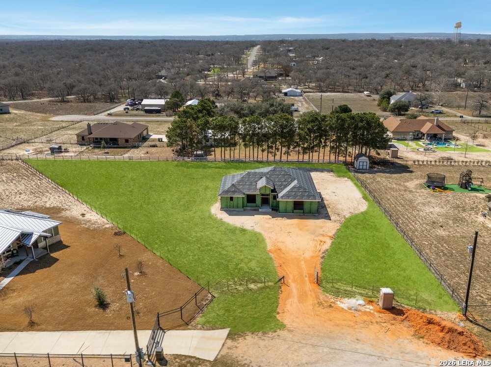 314 Honeysuckle Ln