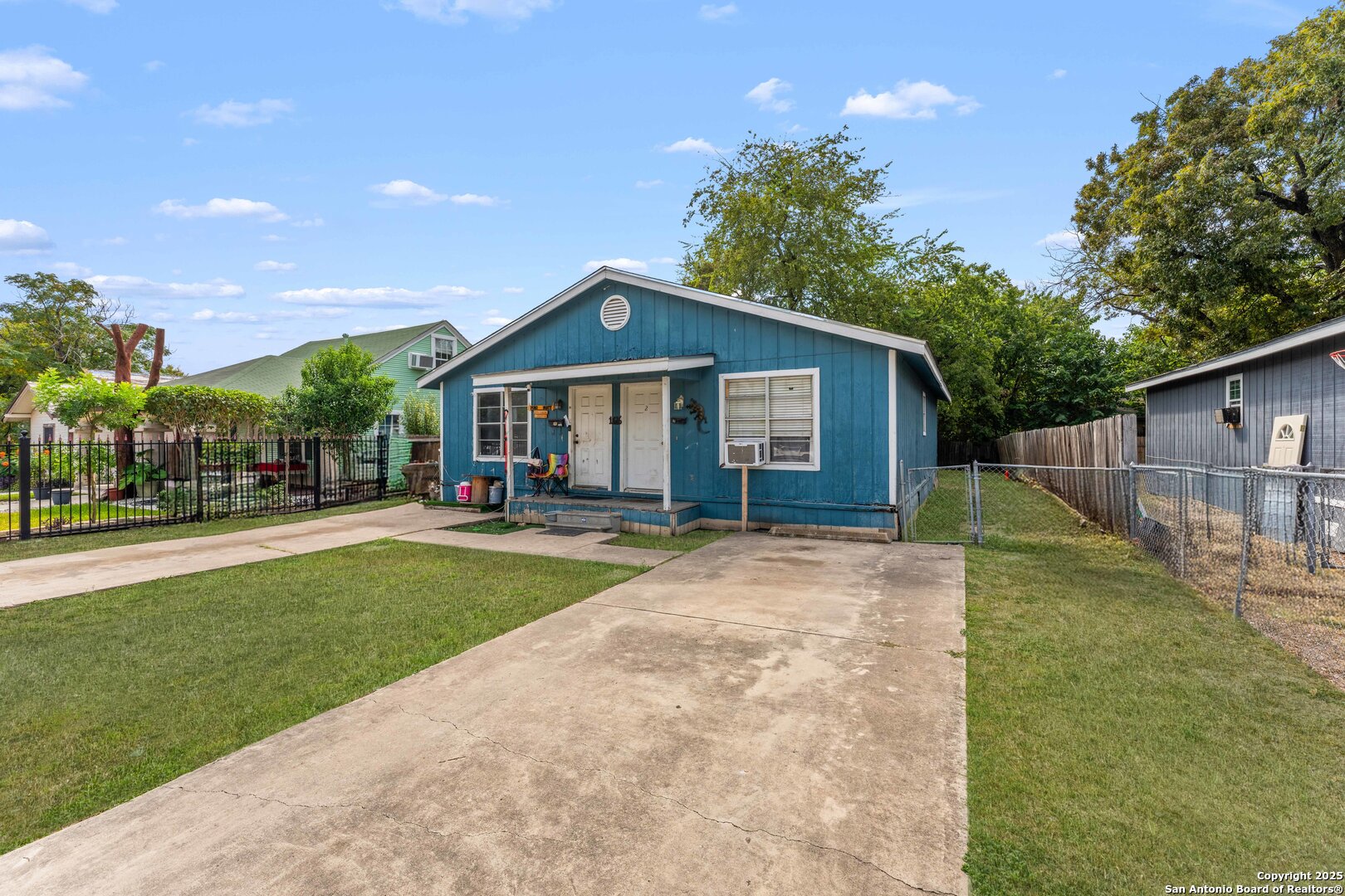 1626 Santa Anna