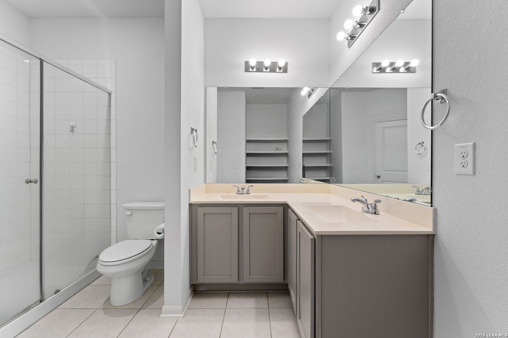 6708 Golden Bough Lane