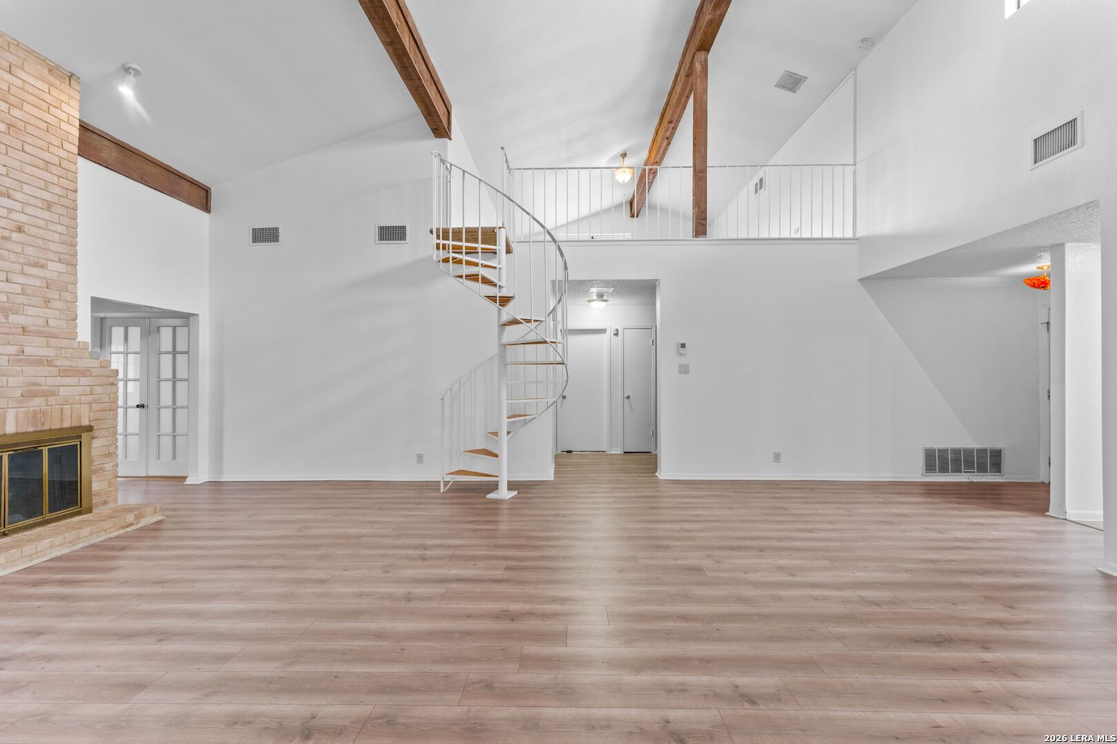 11862 Gallery View