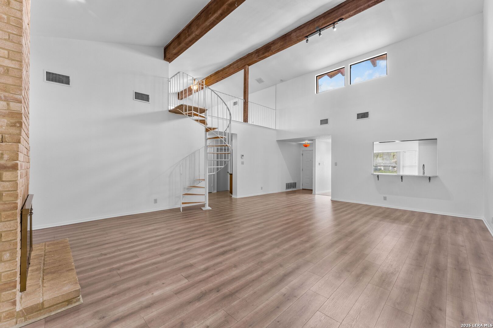 11862 Gallery View