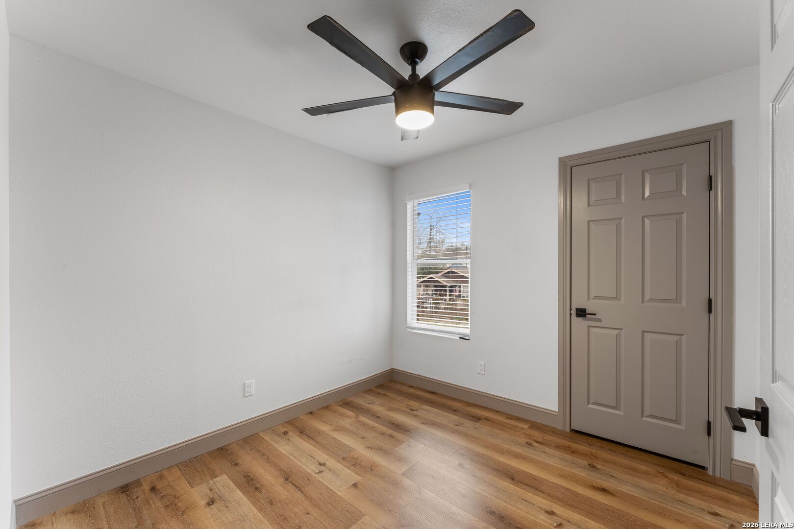 903 Dawson