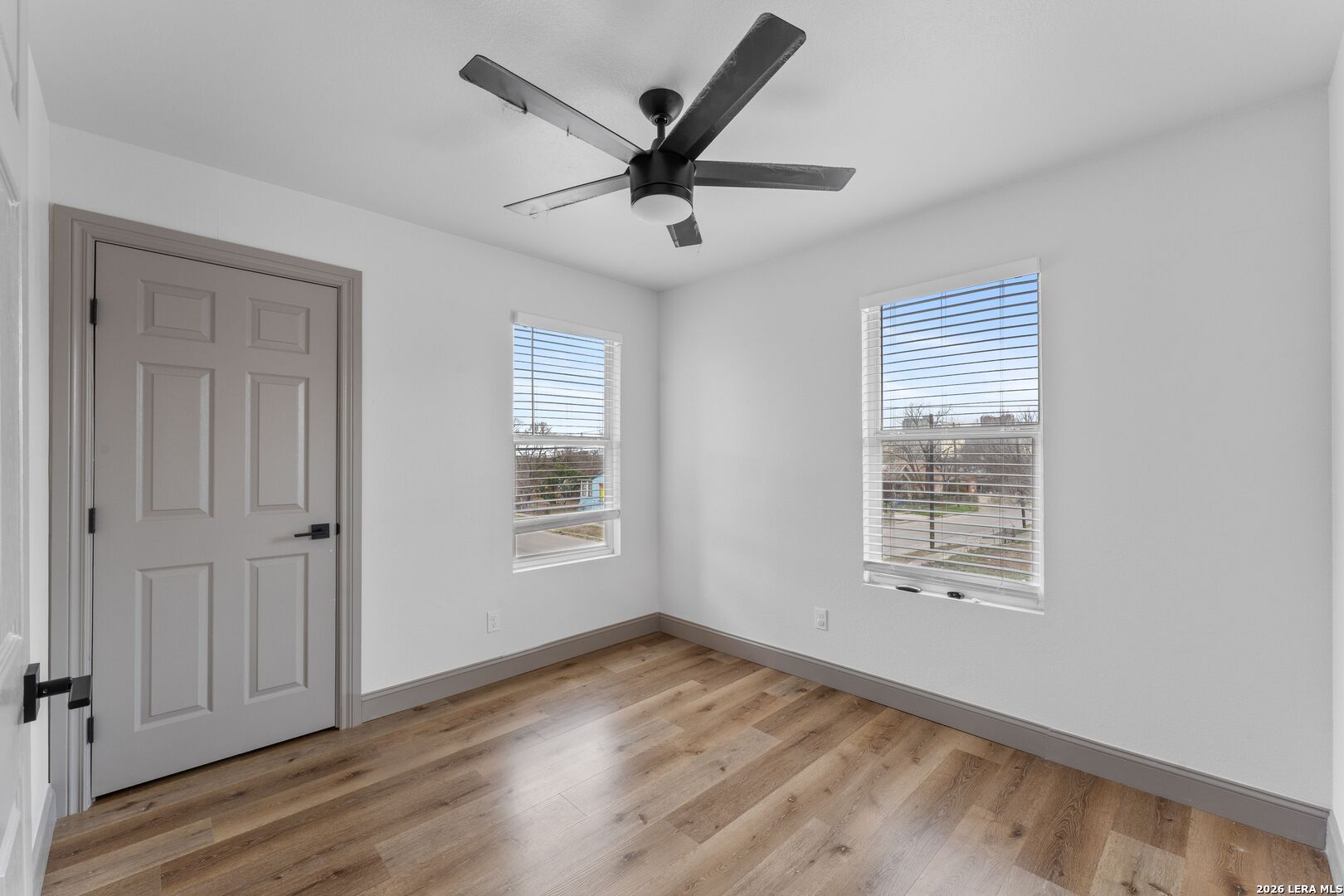 903 Dawson