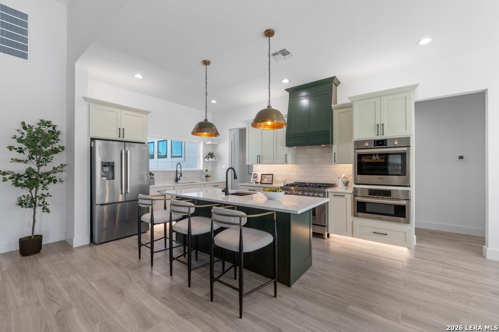 877 Annabelle Ave