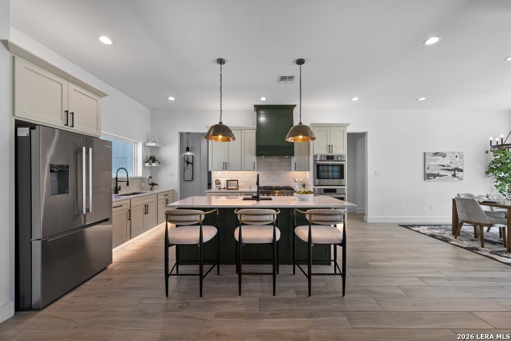 877 Annabelle Ave