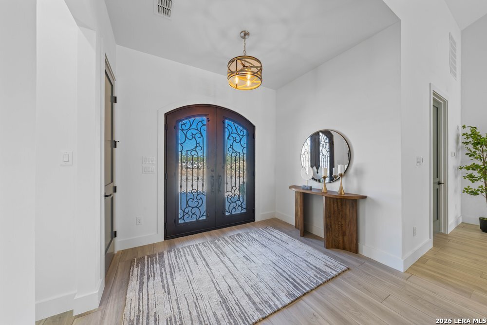 877 Annabelle Ave