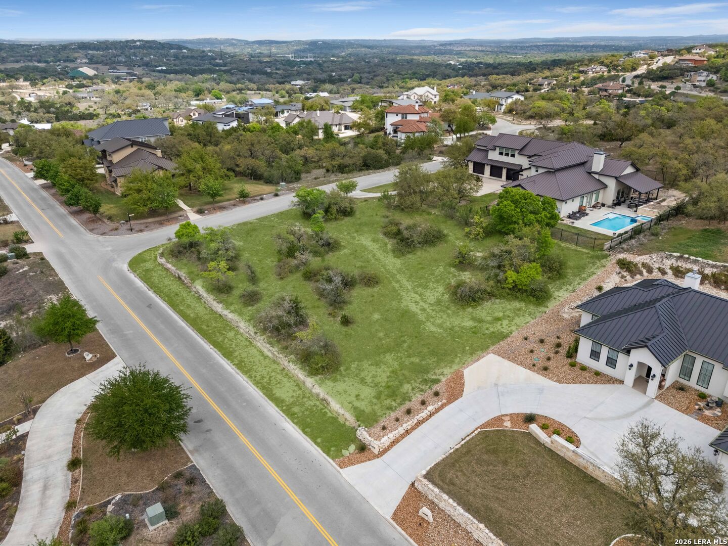 23426 Edens Canyon