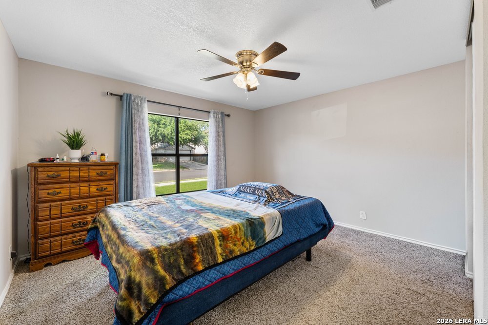 9238 Bowen Dr