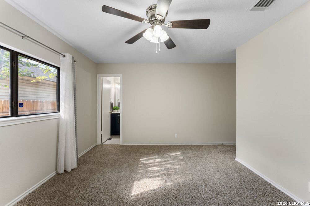 9238 Bowen Dr