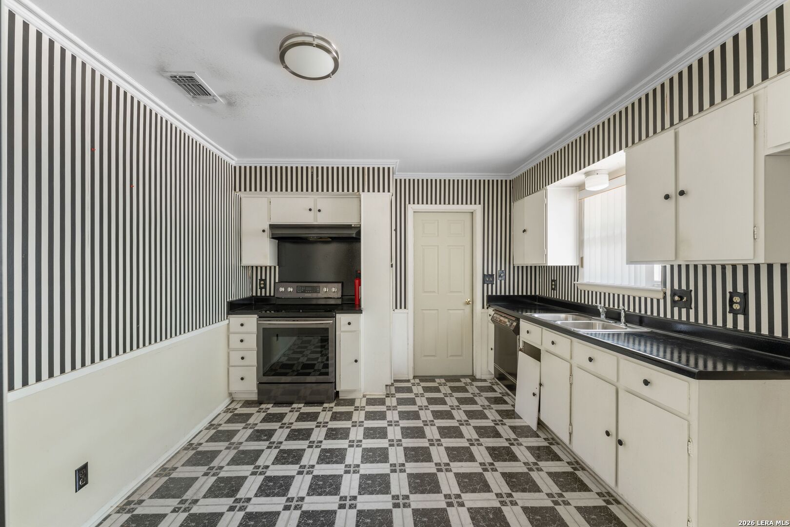 4874 Castle Rose