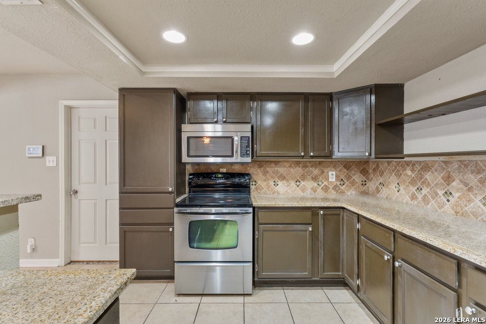 8326 Delphian Dr