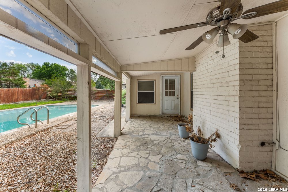 8326 Delphian Dr