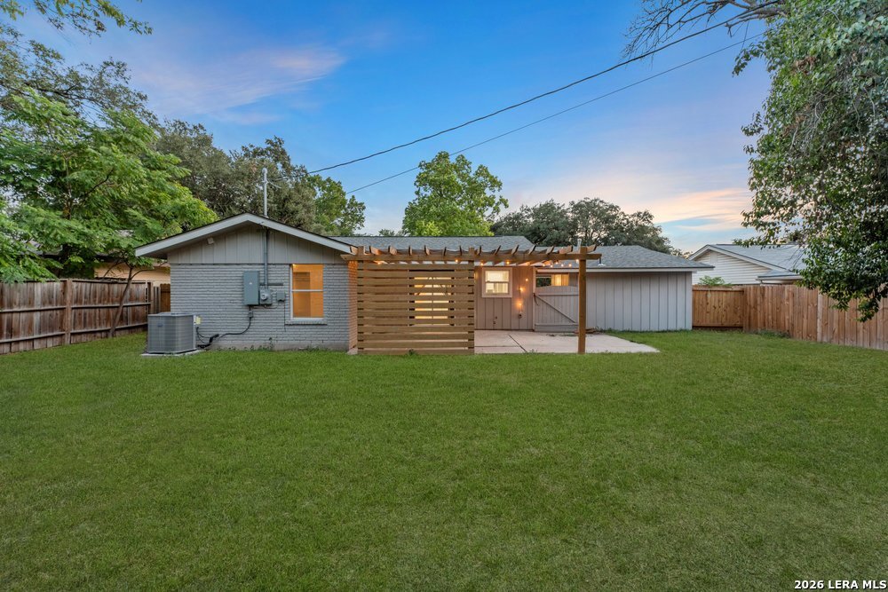 307 Dawnridge Dr