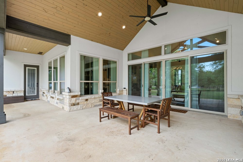 794 MAXIMINO RIDGE RD