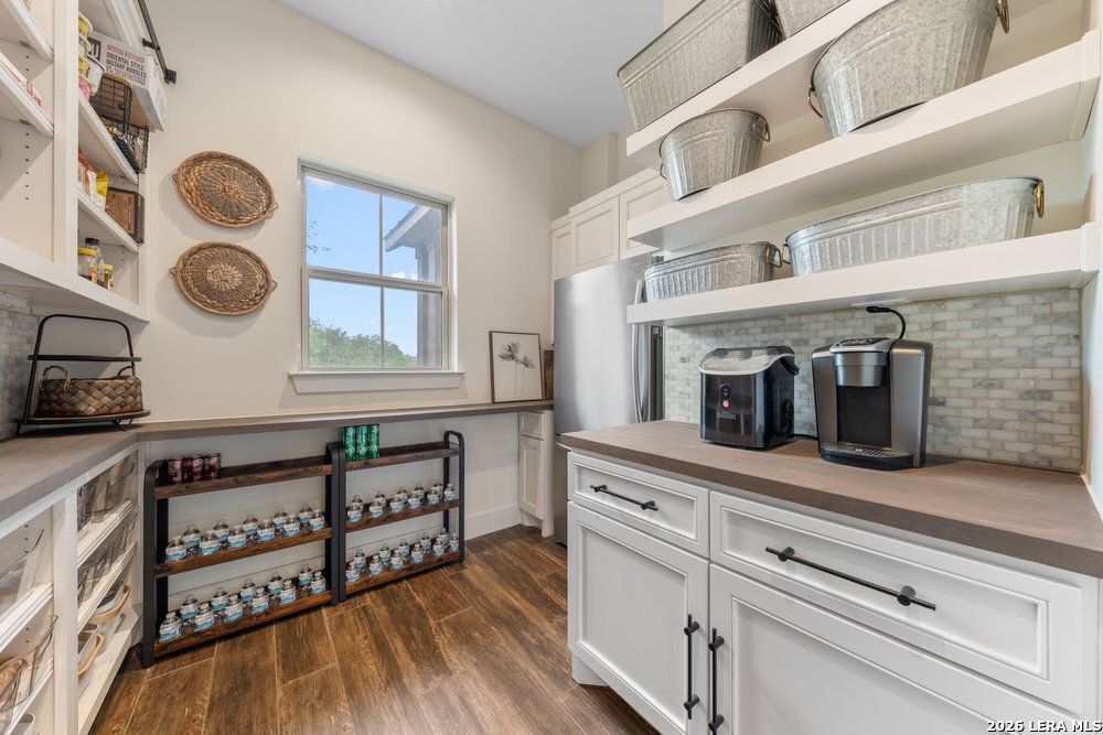 794 MAXIMINO RIDGE RD