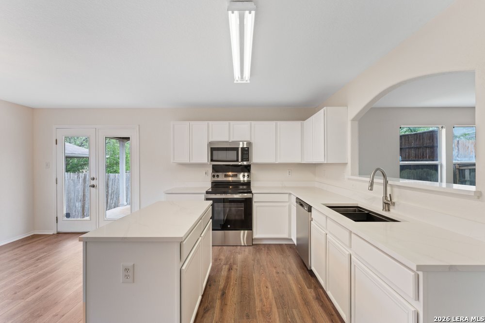 3445 Whisper Bluff