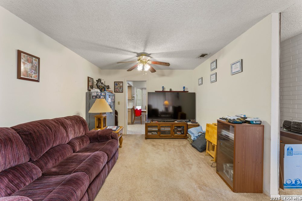 6823 Whitland