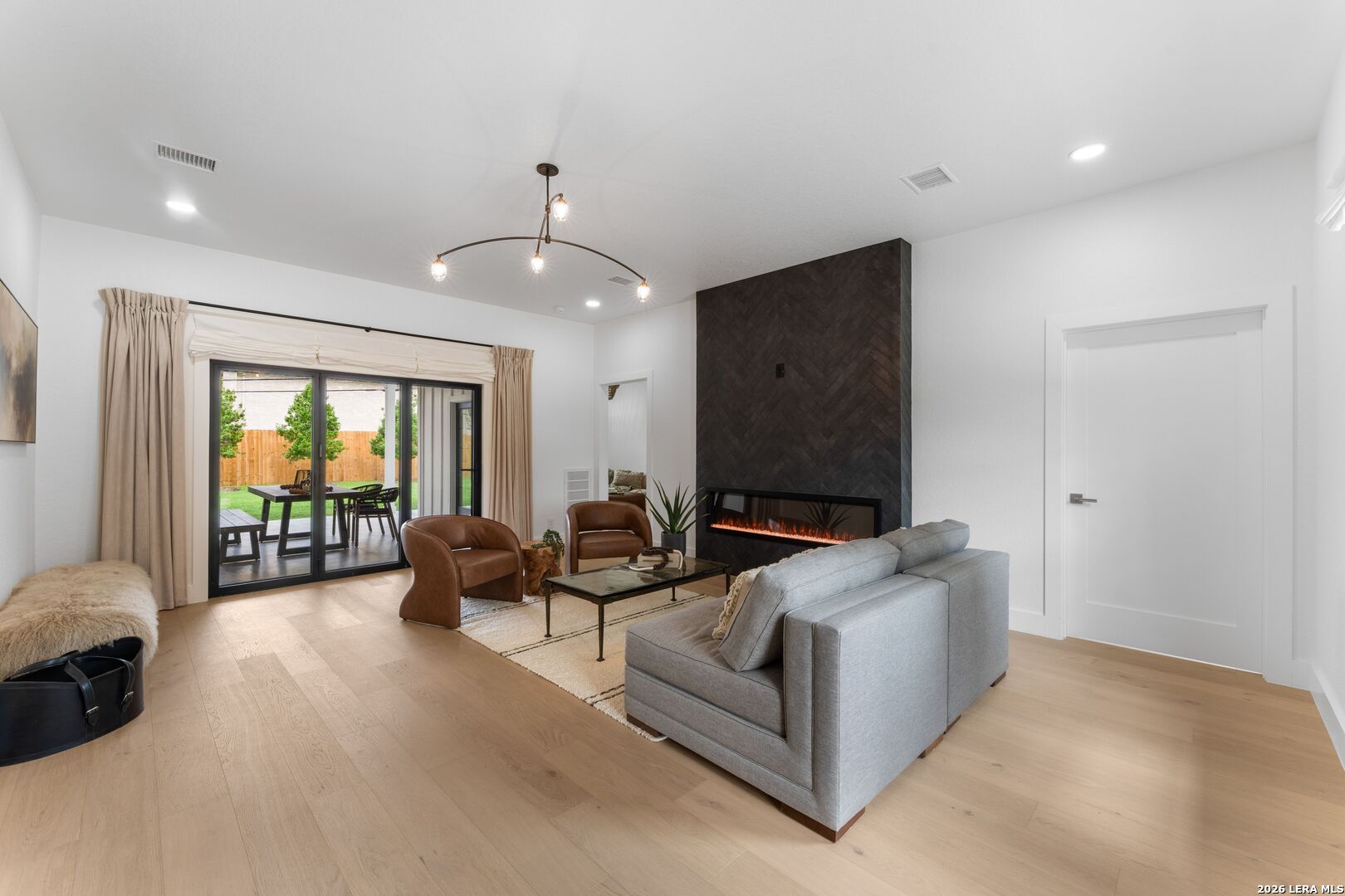 706 Kenilworth