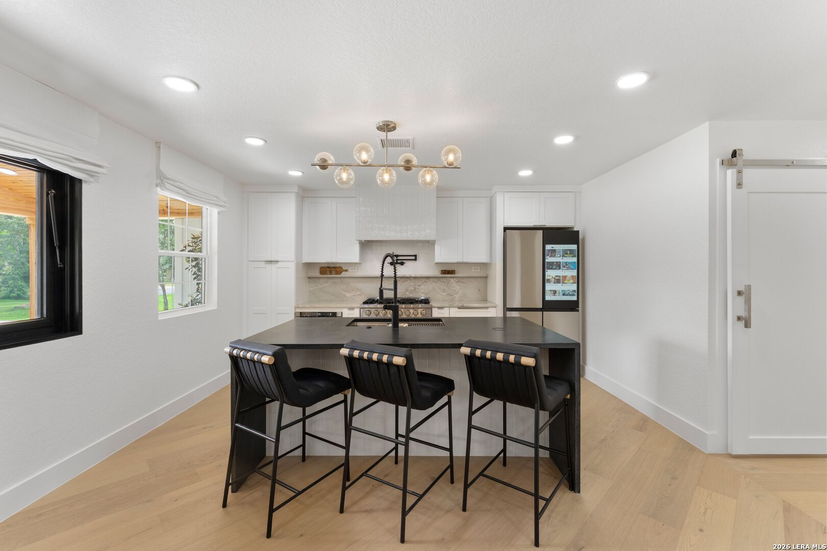 706 Kenilworth
