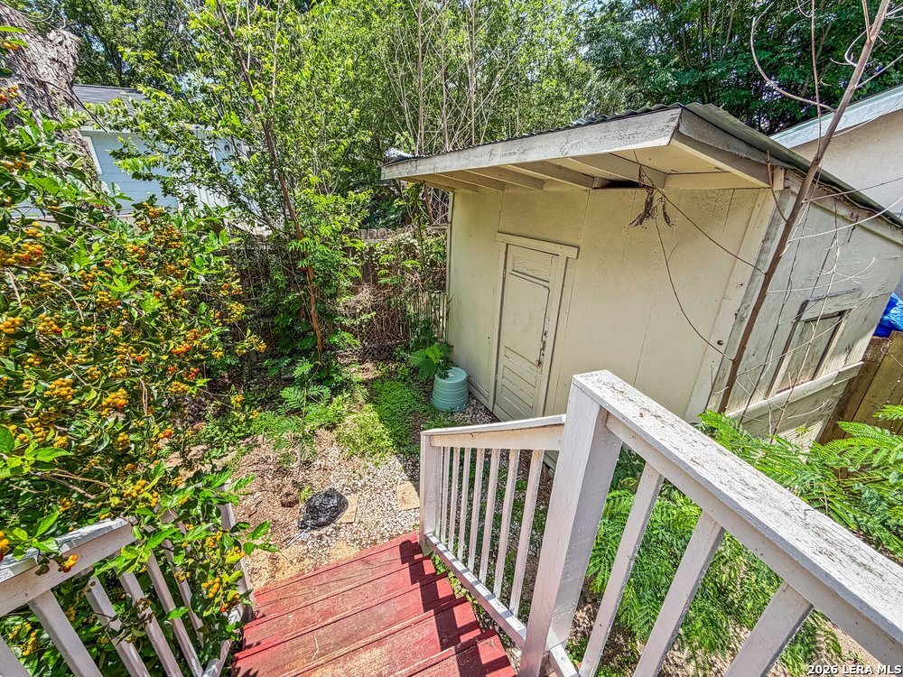 304 Andrews