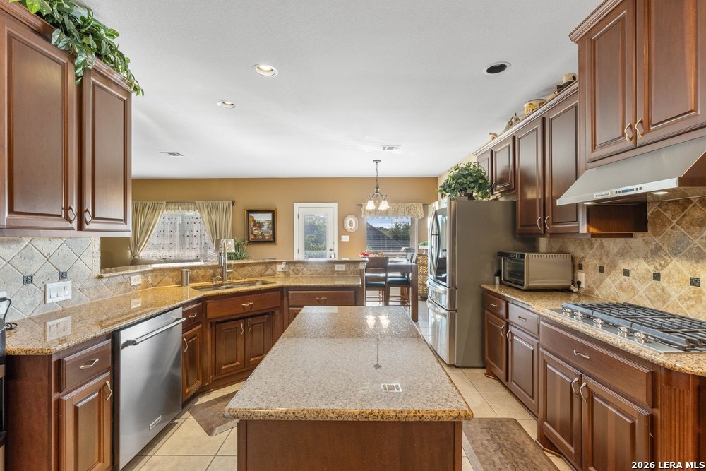 21719 Eden Rose Hill